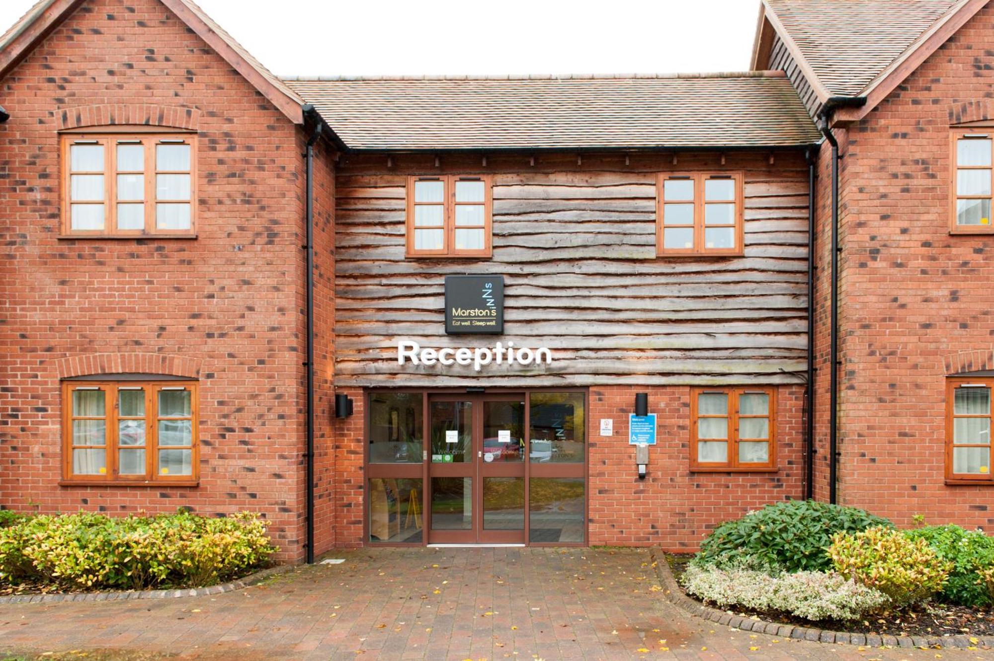 Meadow Farm Redditch By Marstons Inns Exterior foto